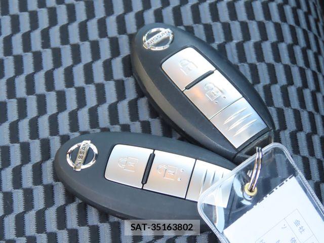 Nissan MARCH 2021-12 7455516-8
