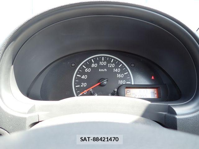 Nissan MARCH 2019-03 7509095-12