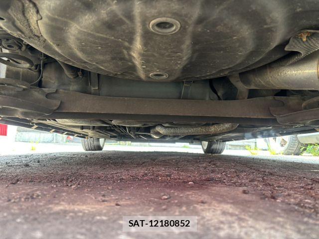 Nissan MARCH 2014-03 7509094-3
