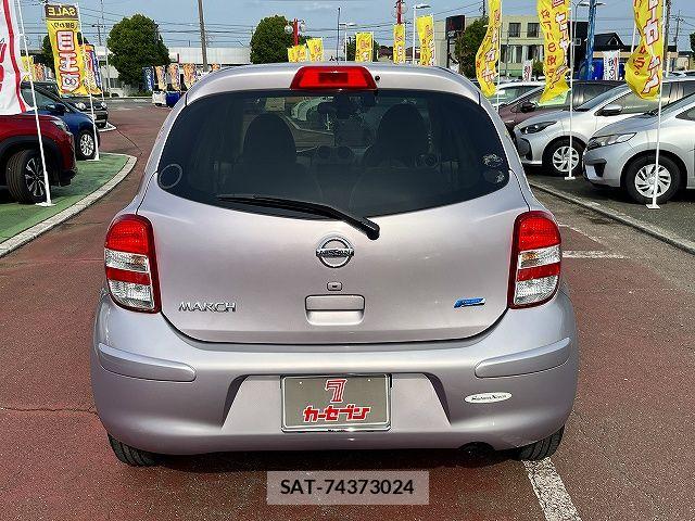 Nissan MARCH 2012-08 7501367-17