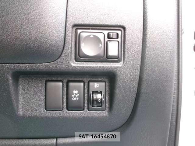 Nissan MARCH 2018-09 7509096-10