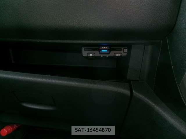 Nissan MARCH 2018-09 7509096-12