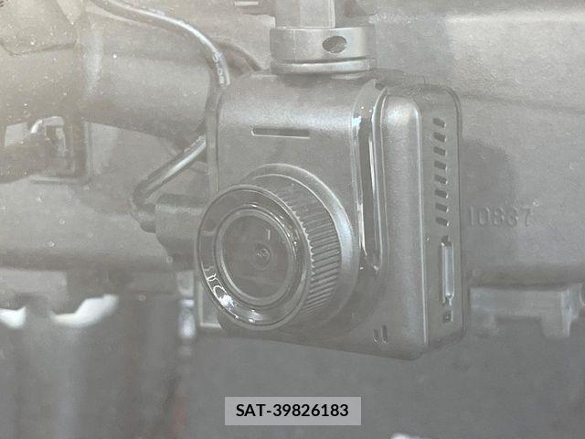 Nissan MARCH 2016-04 7562382-5