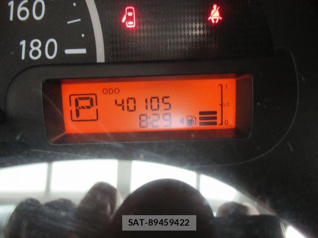 Nissan MARCH 2013-01 7617798-19