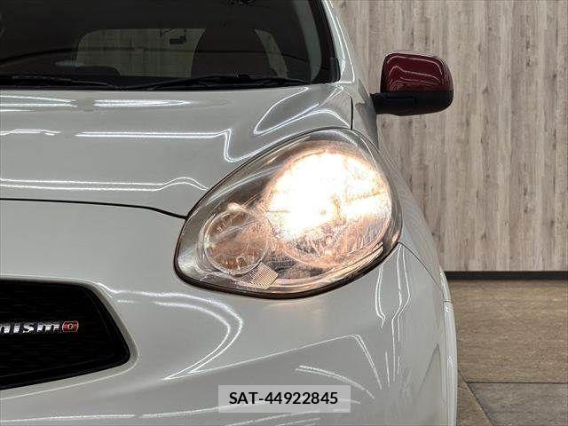 Nissan MARCH 2016-10 7617793-9