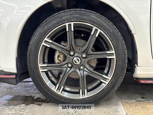 Nissan MARCH 2016-10 7617793-24
