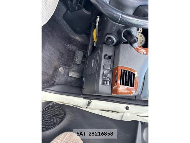 Nissan MARCH 2005-12 7617799-10