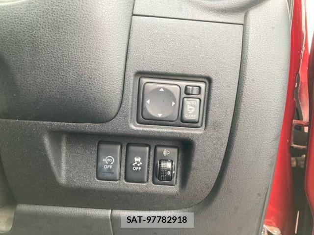 Nissan MARCH 2015-07 7725270-15