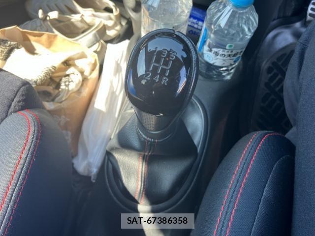 Nissan MARCH 2014-01 7786708-15