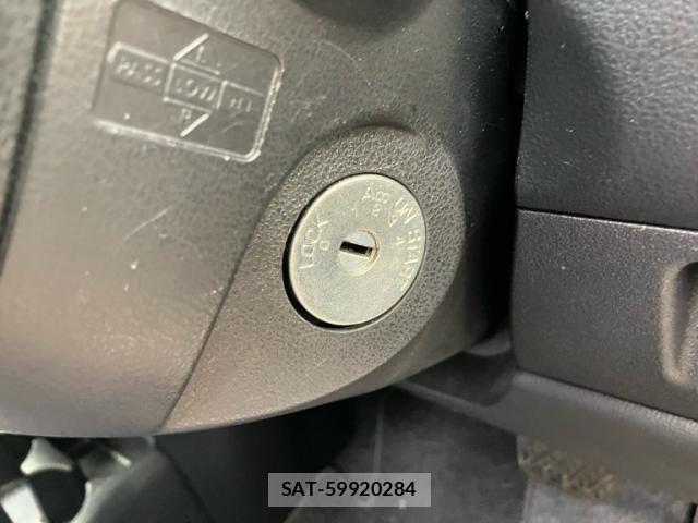 Nissan MARCH 2017-01 7786706-22