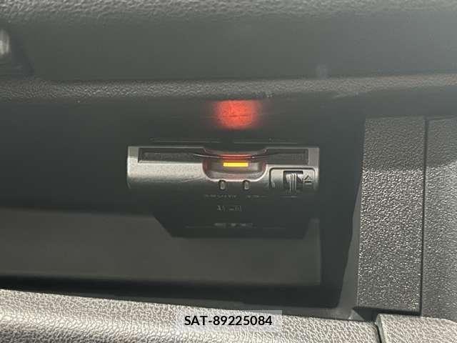 Nissan MARCH 2017-03 7786711-25