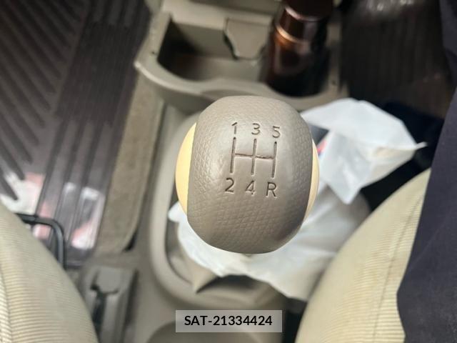 Nissan MARCH 2004-11 7786693-21