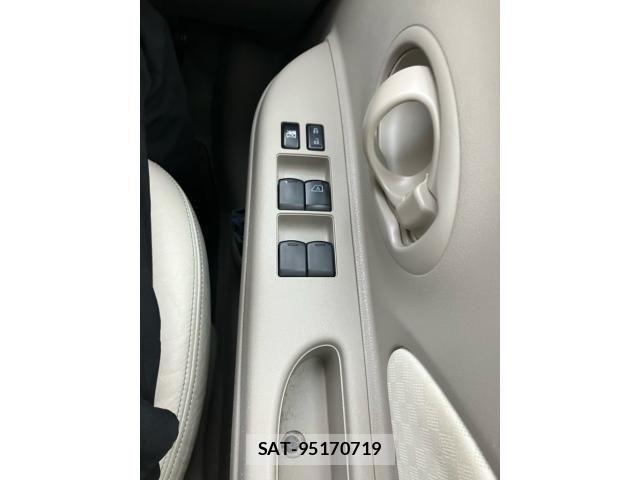 Nissan MARCH 2012-02 7877496-11