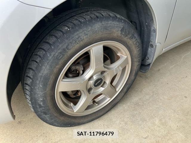 Nissan MARCH 2012-04 7877495-7