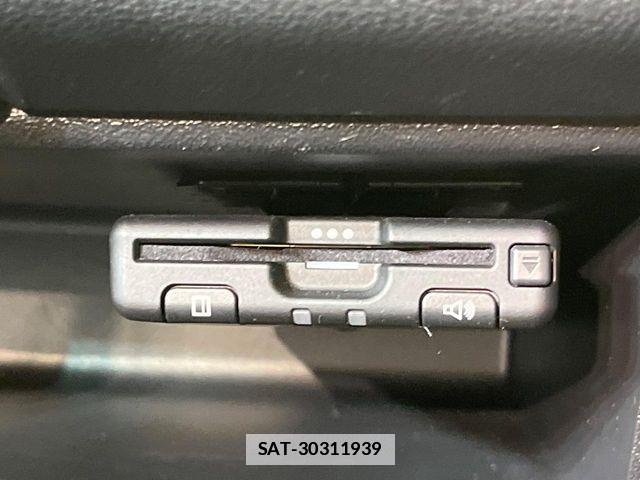 Nissan MARCH 2021-11 7962484-6