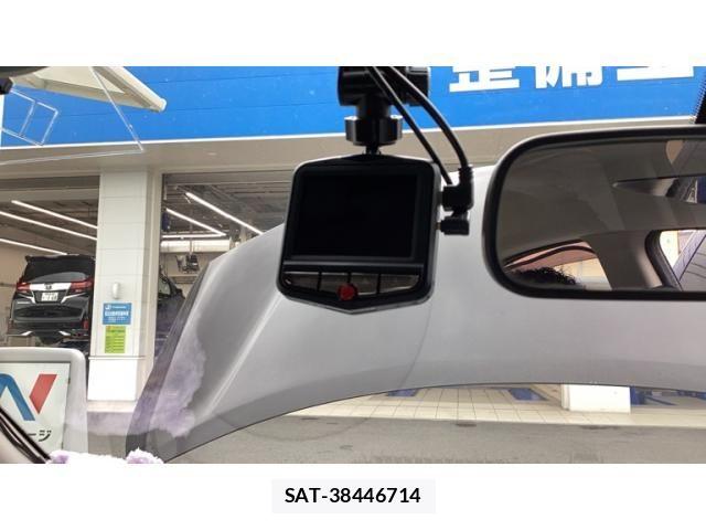 Nissan MARCH 2017-03 7962486-16