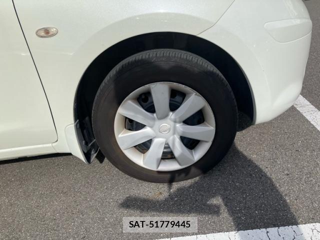 Nissan MARCH 2012-12 8036546-4
