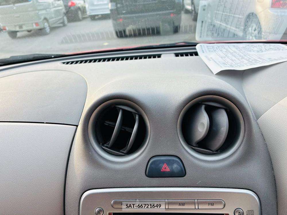 Nissan MARCH 2012-02 7834154-17