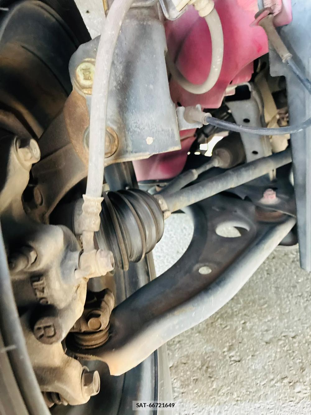 Nissan MARCH 2012-02 7834154-33