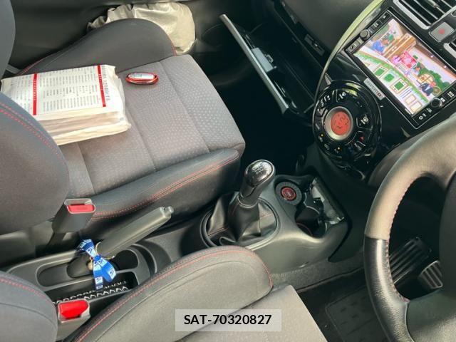Nissan MARCH 2021-12 8036542-18
