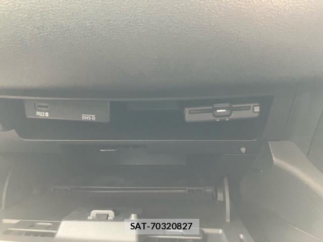 Nissan MARCH 2021-12 8036542-21