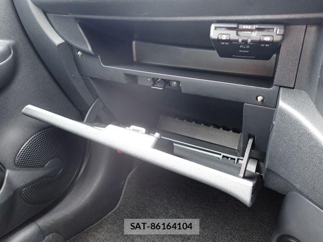 Nissan MARCH 2022-04 8074429-9