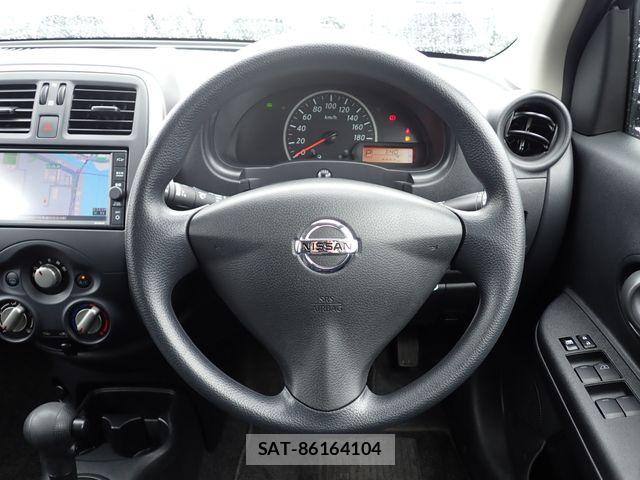 Nissan MARCH 2022-04 8074429-4