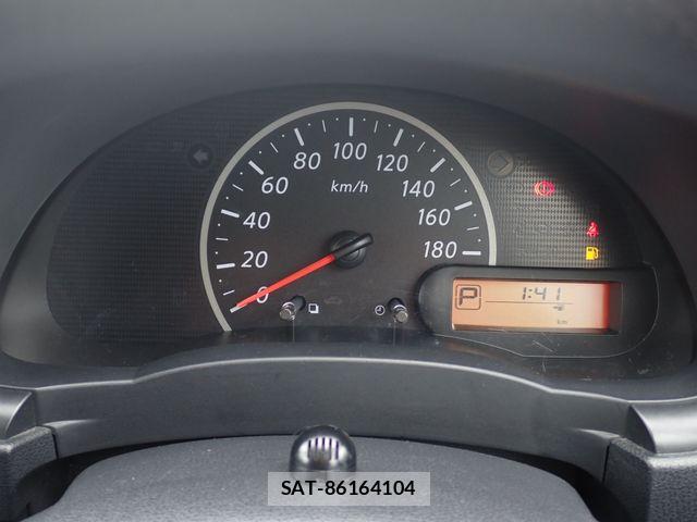 Nissan MARCH 2022-04 8074429-5