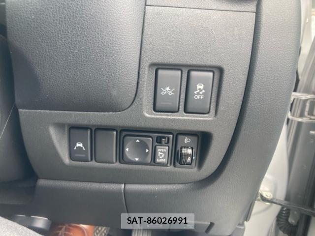 Nissan MARCH 2022-10 8100237-11