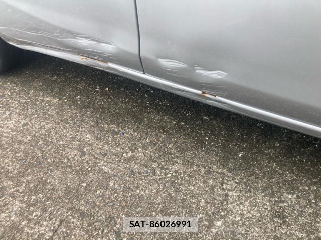 Nissan MARCH 2022-10 8100237-15