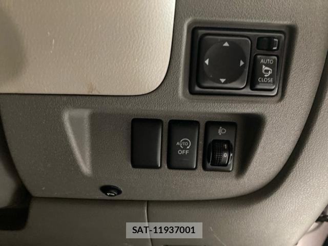 Nissan MARCH 2011-02 8131080-19