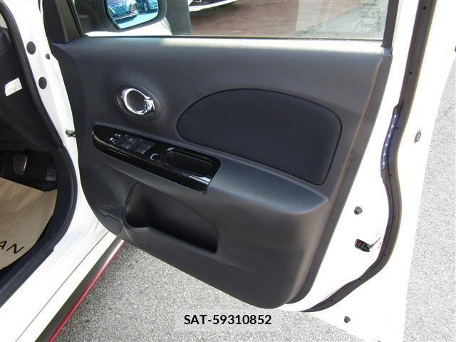 Nissan MARCH 2022-04 8208497-17