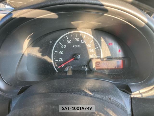 Nissan MARCH 2012-01 8208505-12