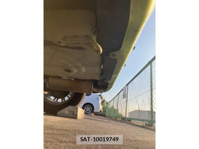 Nissan MARCH 2012-01 8208505-8