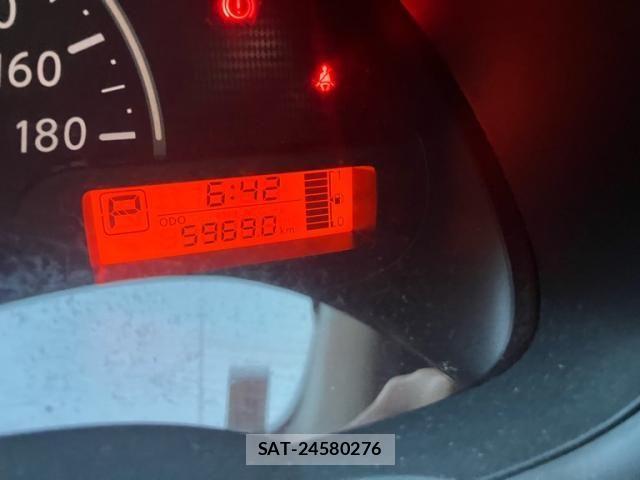 Nissan MARCH 2013-08 8208506-13