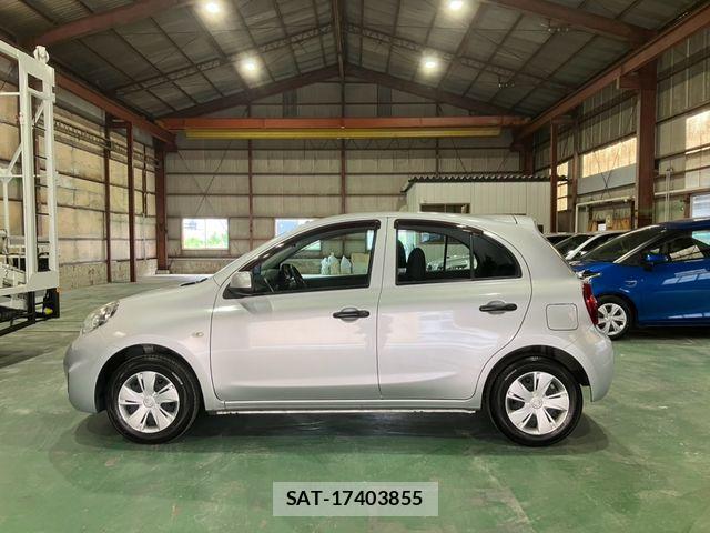 Nissan MARCH 2017-06 8208494-4