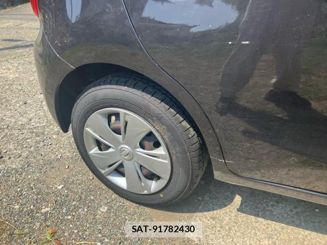 Nissan MARCH 2016-10 8208503-11