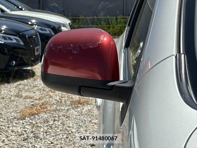 Nissan MARCH 2014-01 8208499-22