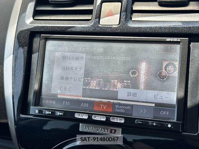 Nissan MARCH 2014-01 8208499-4