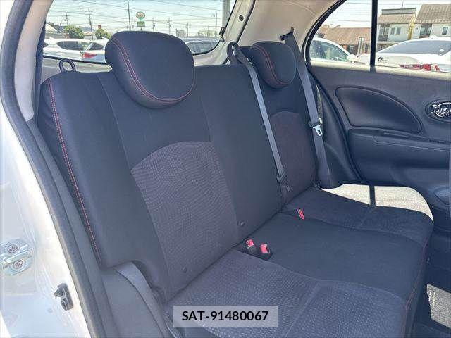 Nissan MARCH 2014-01 8208499-7