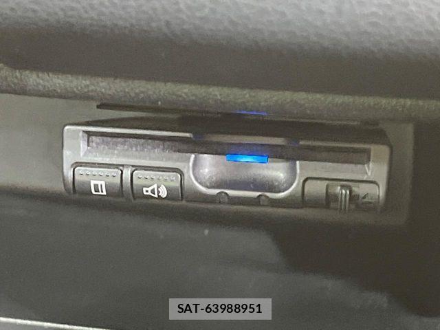 Nissan MARCH 2019-04 8208498-4