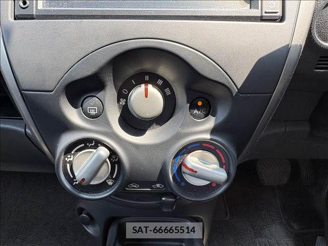 Nissan MARCH 2017-07 8208502-21