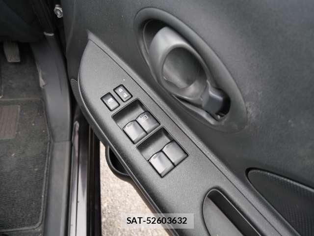 Nissan MARCH 2016-09 8245787-25