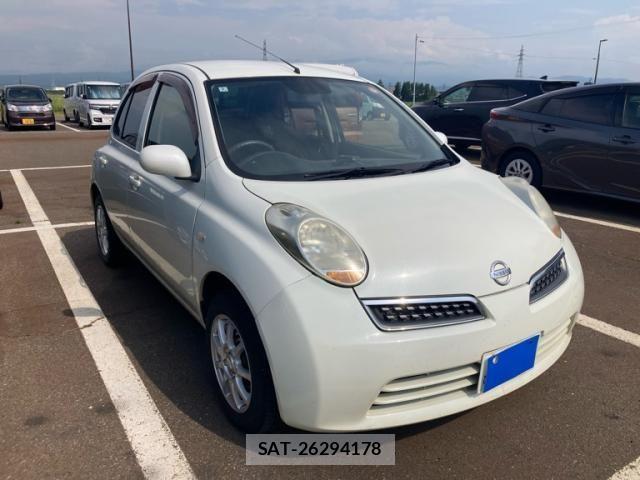 Nissan MARCH 2010-03 8245789-1
