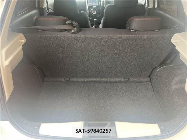 Nissan MARCH 2016-01 8315257-7