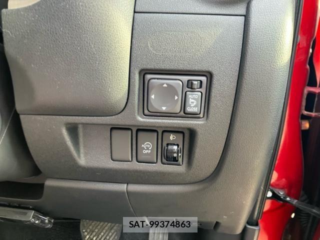 Nissan MARCH 2013-04 8315261-11