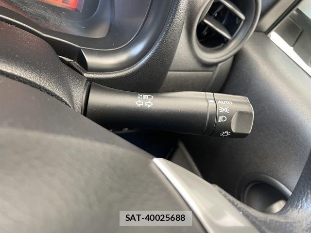 Nissan MARCH 2021-12 8336644-9