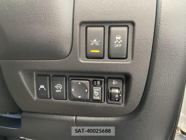Nissan MARCH 2021-12 8336644-18