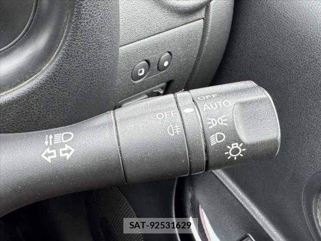 Nissan MARCH 2014-02 8336645-24