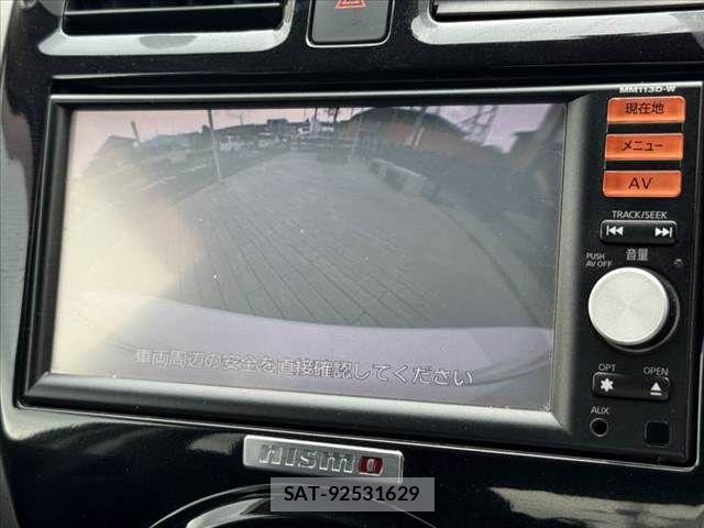 Nissan MARCH 2014-02 8336645-3